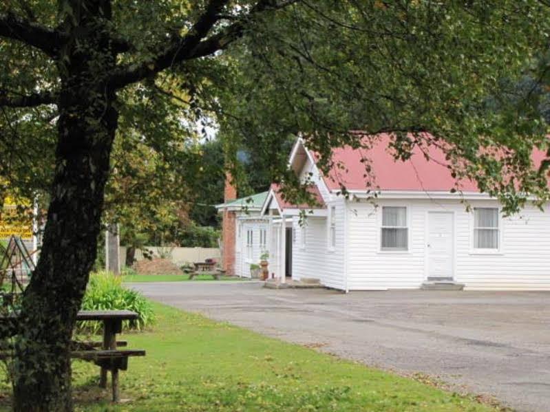 Mountain View Motel Куинстаун Екстериор снимка