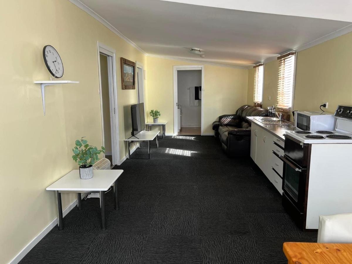 Mountain View Motel Куинстаун Екстериор снимка
